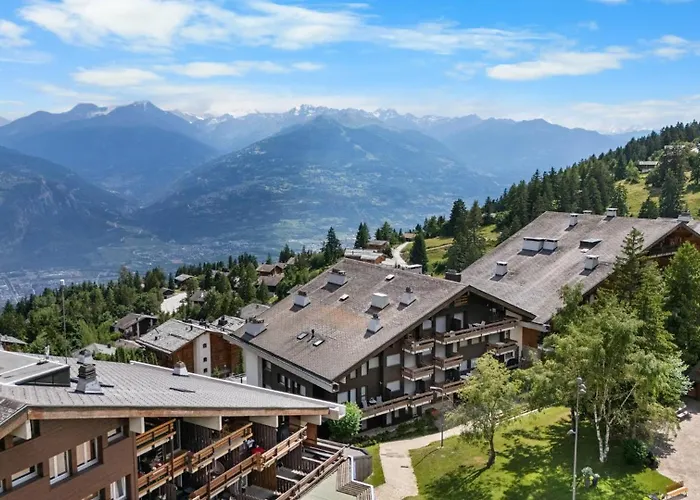 Sagittaire T06 Sur La Place Du Village A Avec Vue Sur Les Alpes Anzère