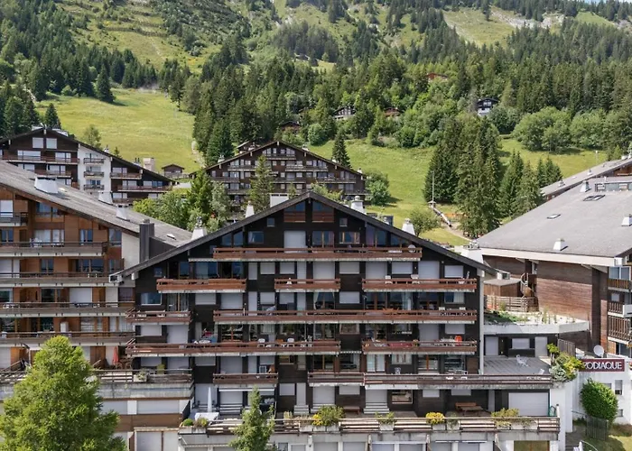 Sagittaire T06 Sur La Place Du Village A Avec Vue Sur Les Alpes * Anzère