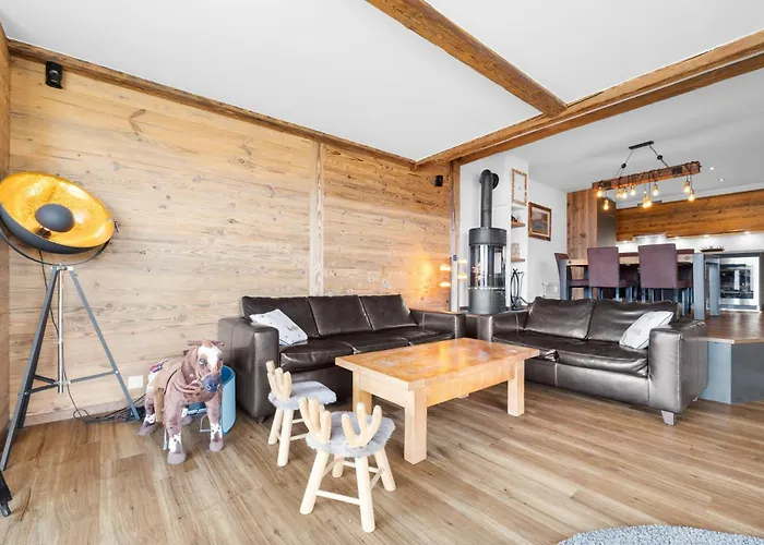Apartment Sagittaire T06 Sur La Place Du Village A Avec Vue Sur Les Alpes *