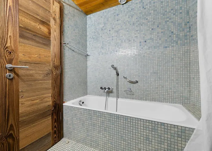 Apartment Sagittaire T06 Sur La Place Du Village A Avec Vue Sur Les Alpes